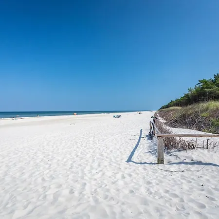 Mile Z Basenem - Lubiatowo (Pomerania)