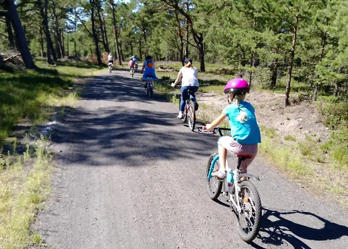 Mile Z Basenem - منتزه العطل