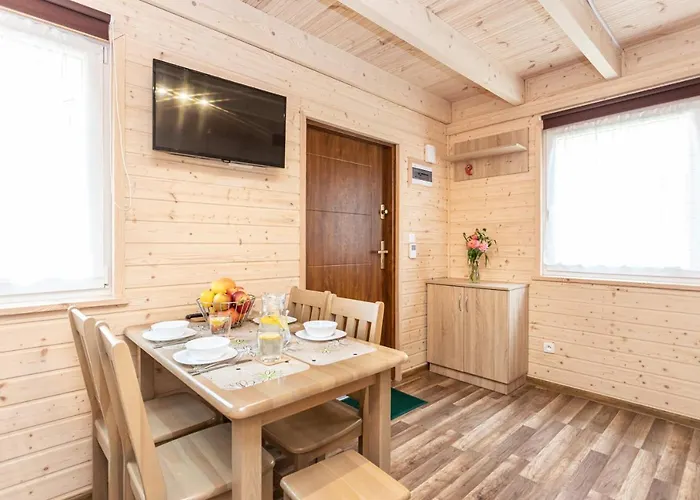 Mile Z Basenem - * لوبيتاتو